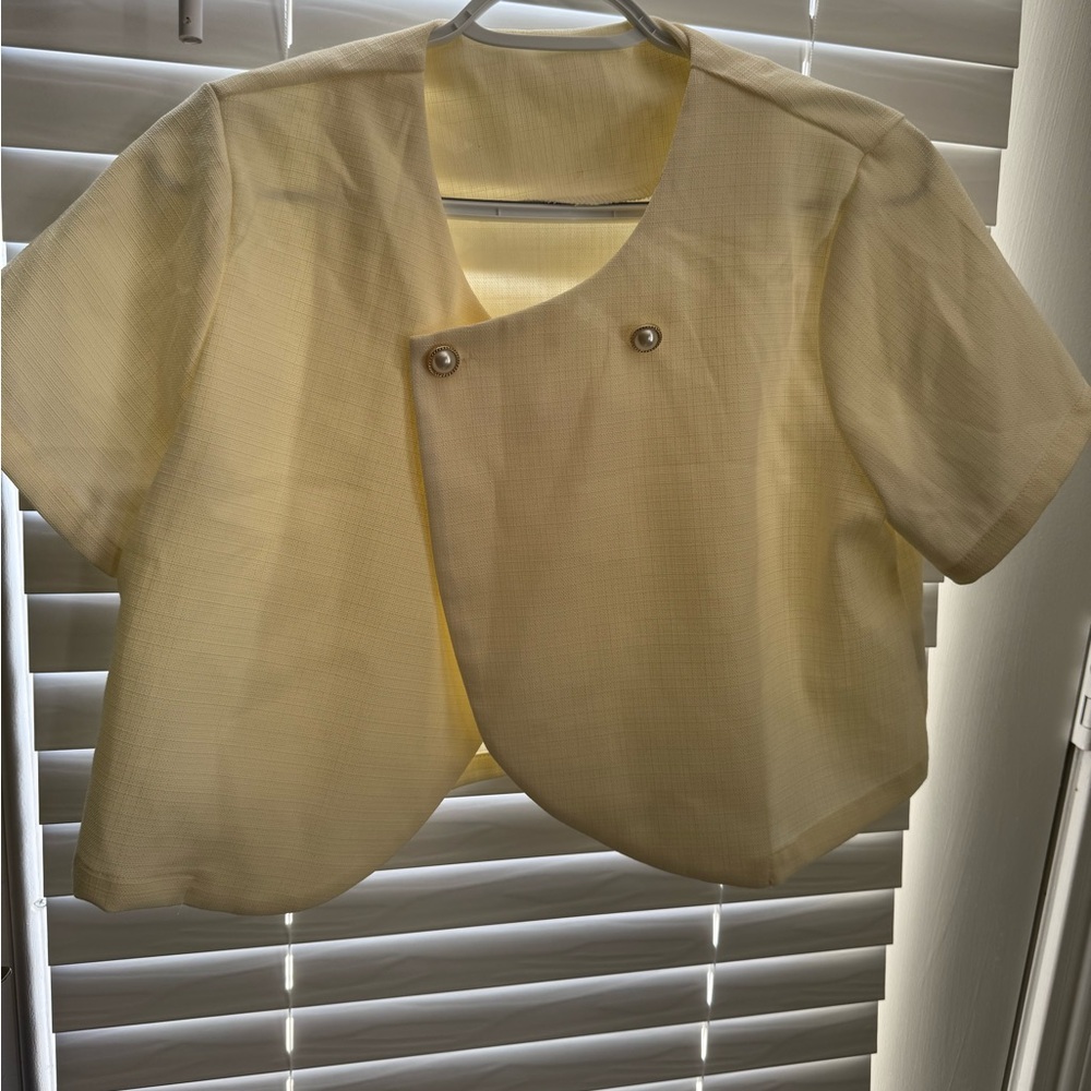 Yellow Short Sleeve Cropped Jacket